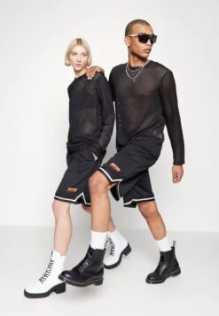 YOURTURN Unisex - Shorts - Black 11 YOURTURN Unisex - Shorts - Black -Yourturn Shop 04f9499430da4238b7b285350c386cb2