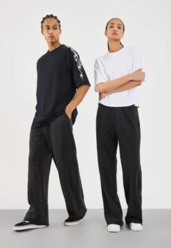 YOURTURN UNISEX - Tracksuit Bottoms - Washed Dk Grey 18 YOURTURN UNISEX - Tracksuit Bottoms - Washed Dk Grey -Yourturn Shop 0643a4e01ab7467684836389b31fbdd4