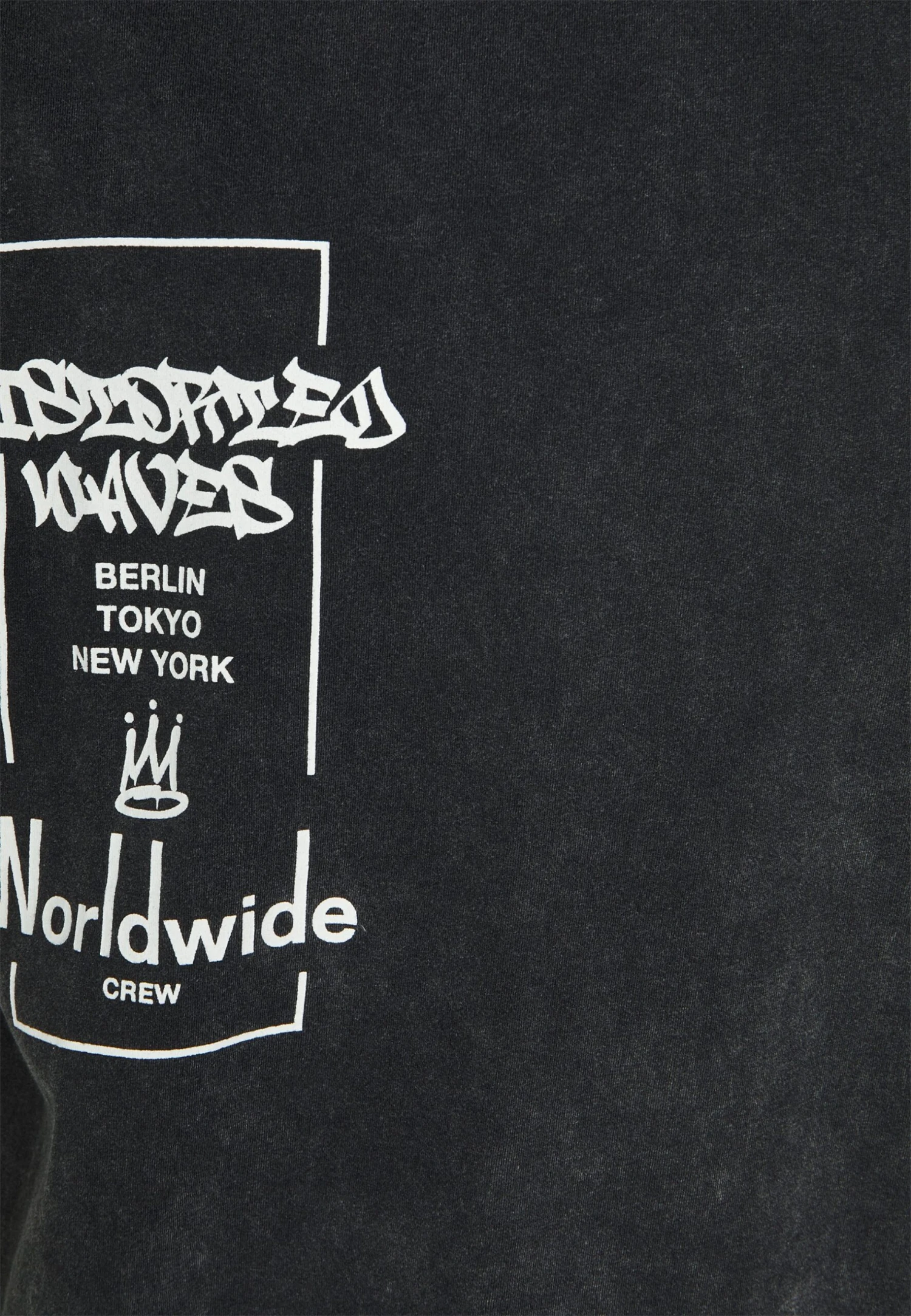 YOURTURN Print Wash Unisex - Print T-Shirt - Black 5 YOURTURN Print Wash Unisex - Print T-Shirt - Black - Image 3