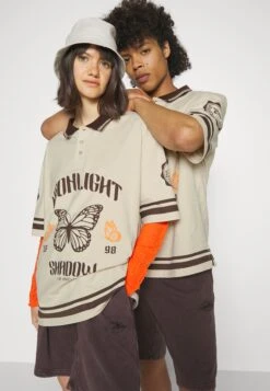 YOURTURN Unisex - Polo Shirt - Off-White 13 YOURTURN Unisex - Polo Shirt - Off-White -Yourturn Shop 06f3f7fe8b914fa68eebd970da04ed85