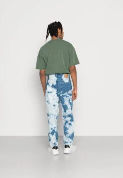 YOURTURN Unisex Moonwash Unisex - Relaxed Fit Jeans - Light Blue Denim 9 YOURTURN Unisex Moonwash Unisex - Relaxed Fit Jeans - Light Blue Denim -Yourturn Shop 0871026b54c64d1aa898910b162e894c