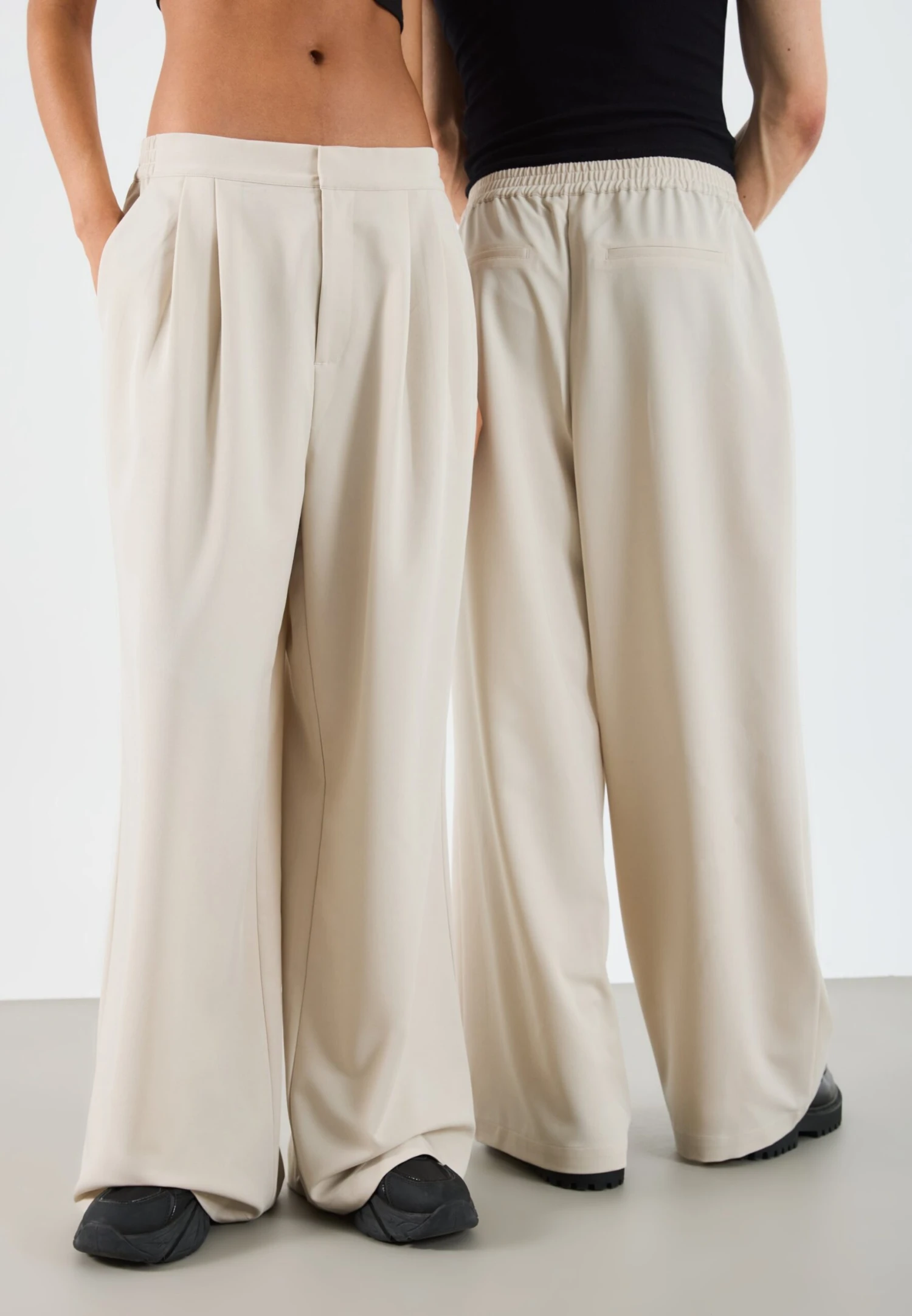 YOURTURN UNISEX - Trousers - Stone 3 YOURTURN UNISEX - Trousers - Stone