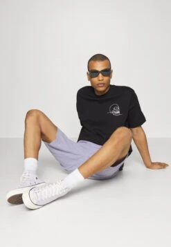 YOURTURN Tee Unisex - Print T-Shirt - Black -Yourturn Shop 0d6f1b38b45041f1a42daa9fd0f0149a