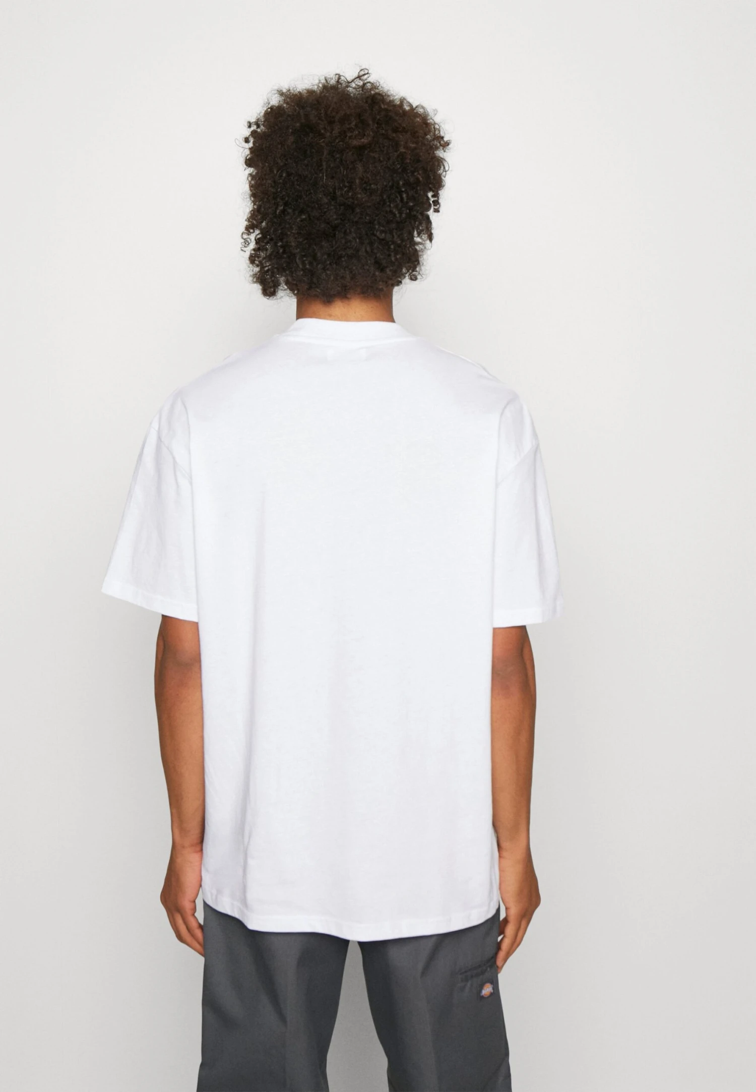 YOURTURN Rule Skull Graphic Tee Unisex - Print T-Shirt - White 5 YOURTURN Rule Skull Graphic Tee Unisex - Print T-Shirt - White - Image 3