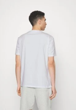 YOURTURN Unisex 5 Pack - Basic T-Shirt - White/Apricot/Light Blue 11 YOURTURN Unisex 5 Pack - Basic T-Shirt - White/Apricot/Light Blue -Yourturn Shop 0fc4b96e9e5d4d4289f2790dc8d4b287