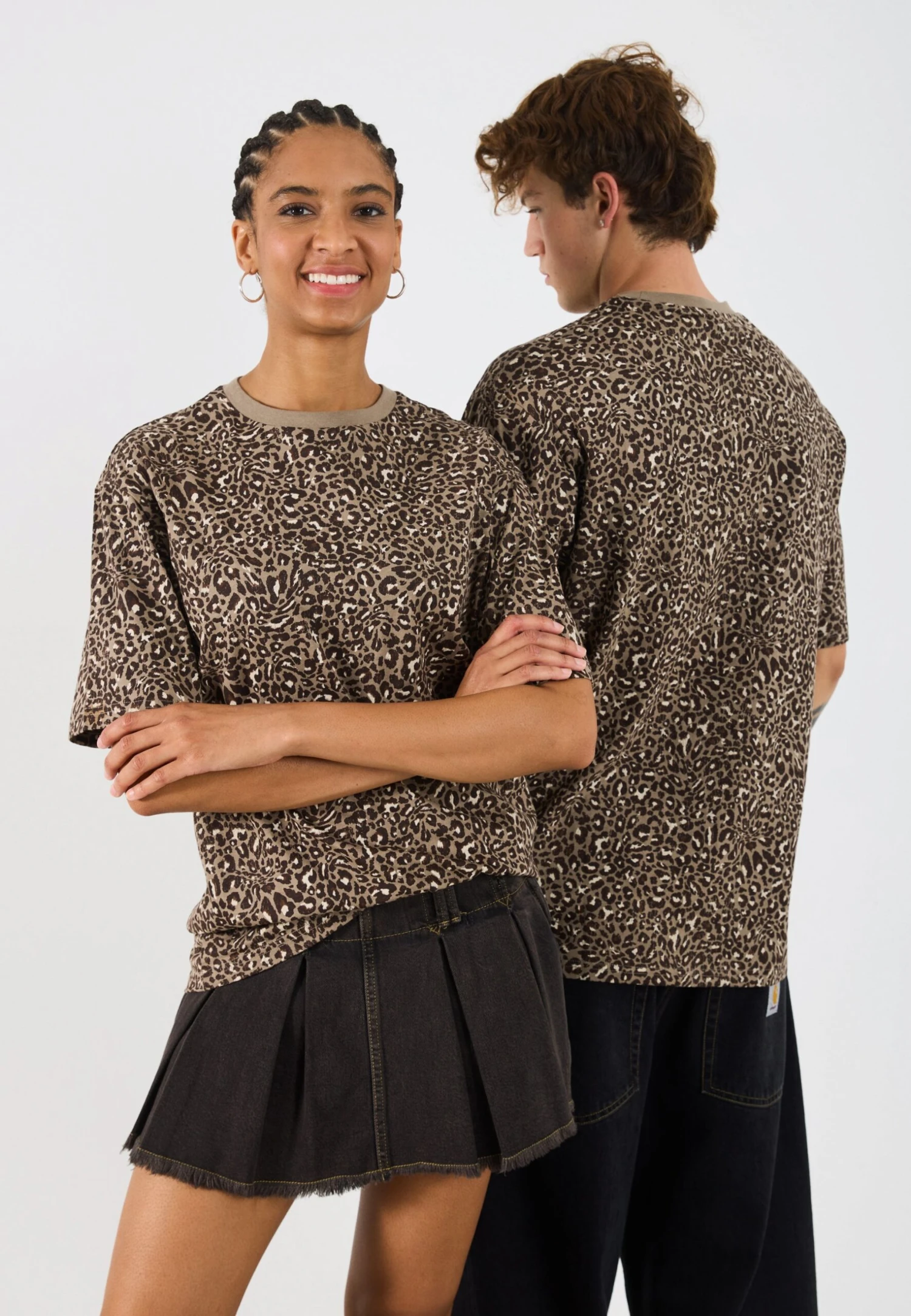 YOURTURN BASIC OVERSIZED T-SHIRT UNISEX 3 PACK - Basic T-shirt - Bright White/ Leopard Aop /true Black 5 YOURTURN BASIC OVERSIZED T-SHIRT UNISEX 3 PACK - Basic T-shirt - Bright White/ Leopard Aop /true Black - Image 3