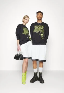 YOURTURN Care Bears Unisex - Sweatshirt - Black -Yourturn Shop 10a23434abdb4ae18e3f6ceb499502de