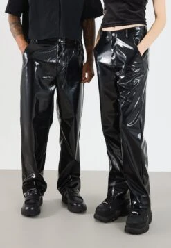 YOURTURN UNISEX - Trousers - Silver 12 YOURTURN UNISEX - Trousers - Silver -Yourturn Shop 1c5f8d2fe48d4047a88f33a6c62c67bc