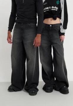 YOURTURN UNISEX - Baggy Jeans - Black Denim