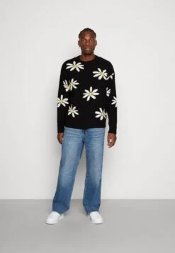 YOURTURN Jumper - Black -Yourturn Shop 1fb736be3b1648cc8589dd38d2d8b756