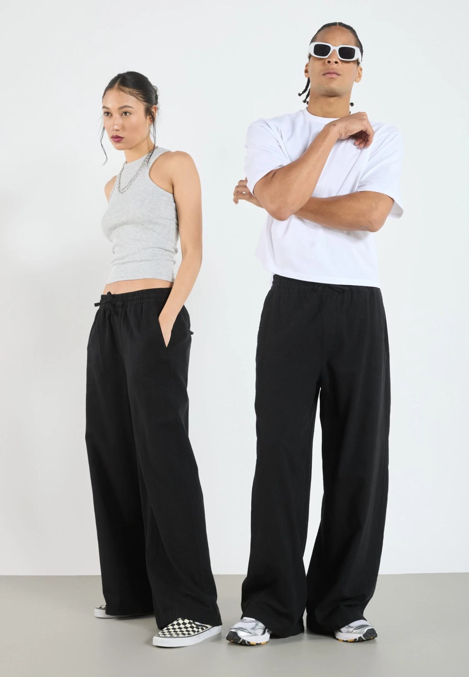 YOURTURN LINEN MIX BLEND UNISEX - Trousers - Black 7 YOURTURN LINEN MIX BLEND UNISEX - Trousers - Black - Image 5