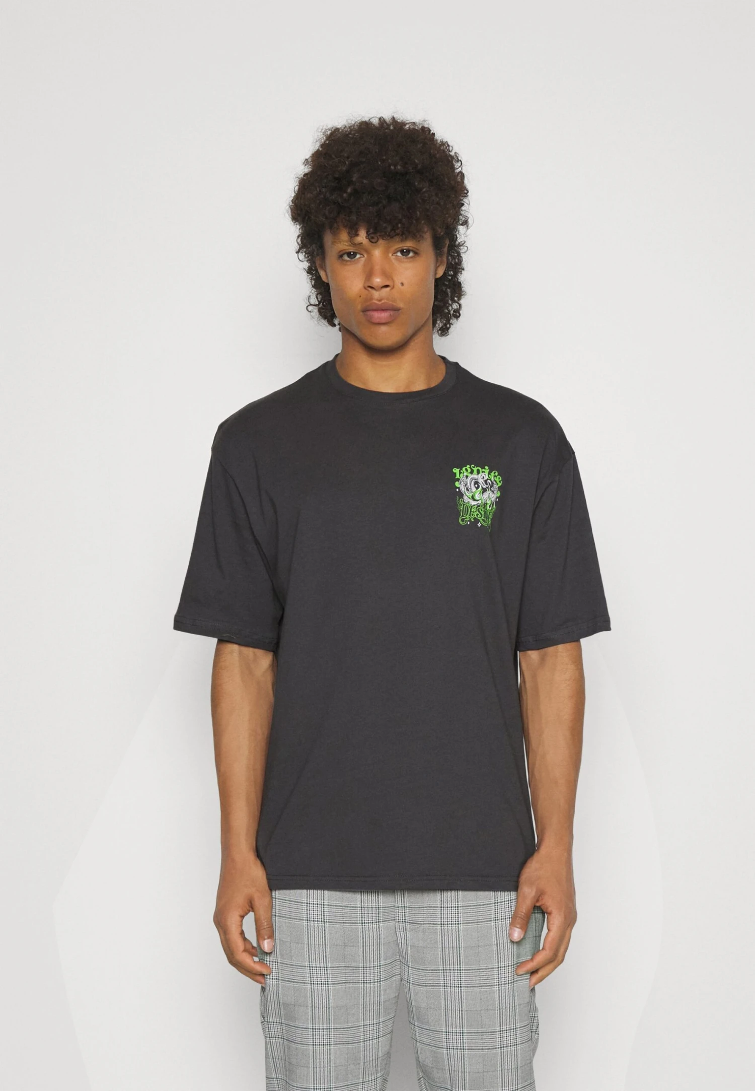 YOURTURN Snake Desire Tee Unisex - Print T-Shirt - Dark Grey 3 YOURTURN Snake Desire Tee Unisex - Print T-Shirt - Dark Grey