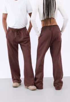 YOURTURN UNISEX - Tracksuit Bottoms - Deep Mahogany 16 YOURTURN UNISEX - Tracksuit Bottoms - Deep Mahogany -Yourturn Shop 297adb4433e343bf9580ecab10efef6d