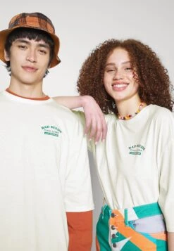 YOURTURN Unisex - Print T-Shirt - Offwhite 11 YOURTURN Unisex - Print T-Shirt - Offwhite -Yourturn Shop 29e65935527340a7bc456a57a305b352