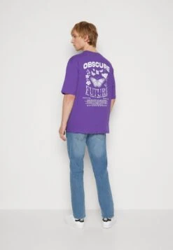YOURTURN Nostalgia Future Tee Unisex - Print T-Shirt - Purple -Yourturn Shop 2d839d25c2b84fd3af3e4aec65254a06