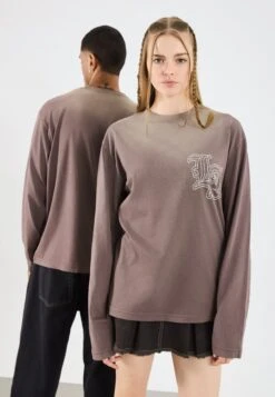 YOURTURN UNISEX - Long Sleeved Top - Brown Wash 12 YOURTURN UNISEX - Long Sleeved Top - Brown Wash -Yourturn Shop 31927984f4f6406f9d59144317340b04