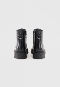 UNISEX - Lace-up Boots - Black -Yourturn Shop 3349f5fcbea9444ab5150d6ec7fc63bc