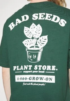 YOURTURN Unisex - Print T-Shirt - Dark Green -Yourturn Shop 3803cf8eef544f9cbce9149729e74504