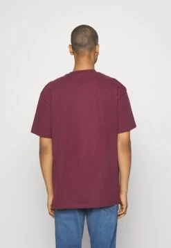 YOURTURN Unisex - Basic T-Shirt -Red -Yourturn Shop 390c187257614113aa8eb985878e6cb5