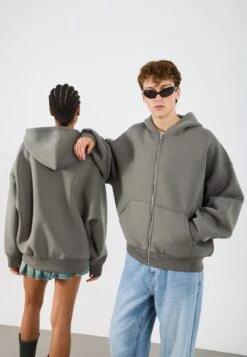 YOURTURN SCUBA ZIP UNISEX - Zip-up Sweatshirt - Castor Gray 16 YOURTURN SCUBA ZIP UNISEX - Zip-up Sweatshirt - Castor Gray -Yourturn Shop 3a57244d71e54fa590fc2214b72b5bb6