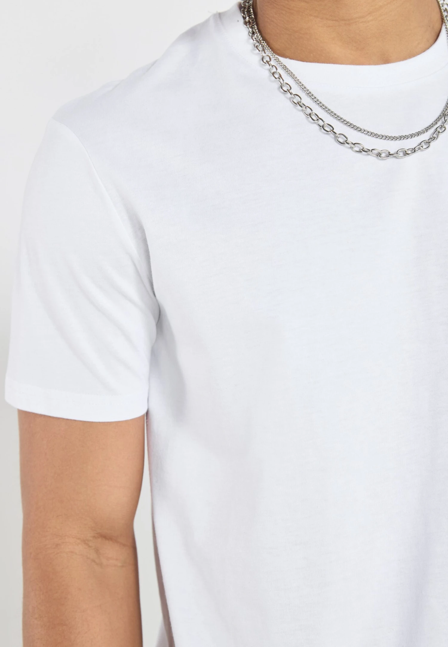 YOURTURN UNISEX 2 PACK BASIC REGULAR T SHIRT - Basic T-shirt - Bright White 10 YOURTURN UNISEX 2 PACK BASIC REGULAR T SHIRT - Basic T-shirt - Bright White - Image 8