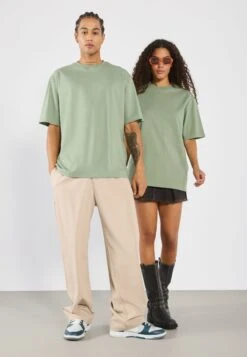 YOURTURN UNISEX 2 PACK - Basic T-shirt - Oatmeal/sea Spray 16 YOURTURN UNISEX 2 PACK - Basic T-shirt - Oatmeal/sea Spray -Yourturn Shop 3fdf8b0c8025408c84b4cbd91923f4ad