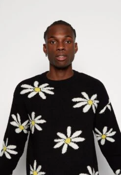 YOURTURN Jumper - Black -Yourturn Shop 41b9005f31e649d095b3551152ce4127