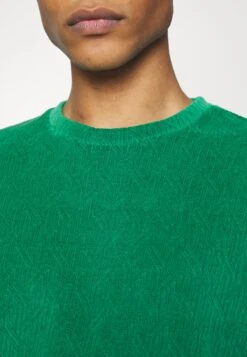 YOURTURN Unisex - Basic T-Shirt - Green -Yourturn Shop 42f5b6b1ef5c431ab8559b18b2f064b6