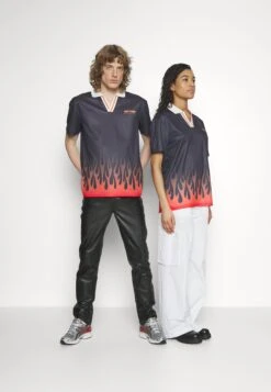 YOURTURN Unisex - Polo Shirt - Black 10 YOURTURN Unisex - Polo Shirt - Black -Yourturn Shop 4678f97545fd44328bf766604433a07c