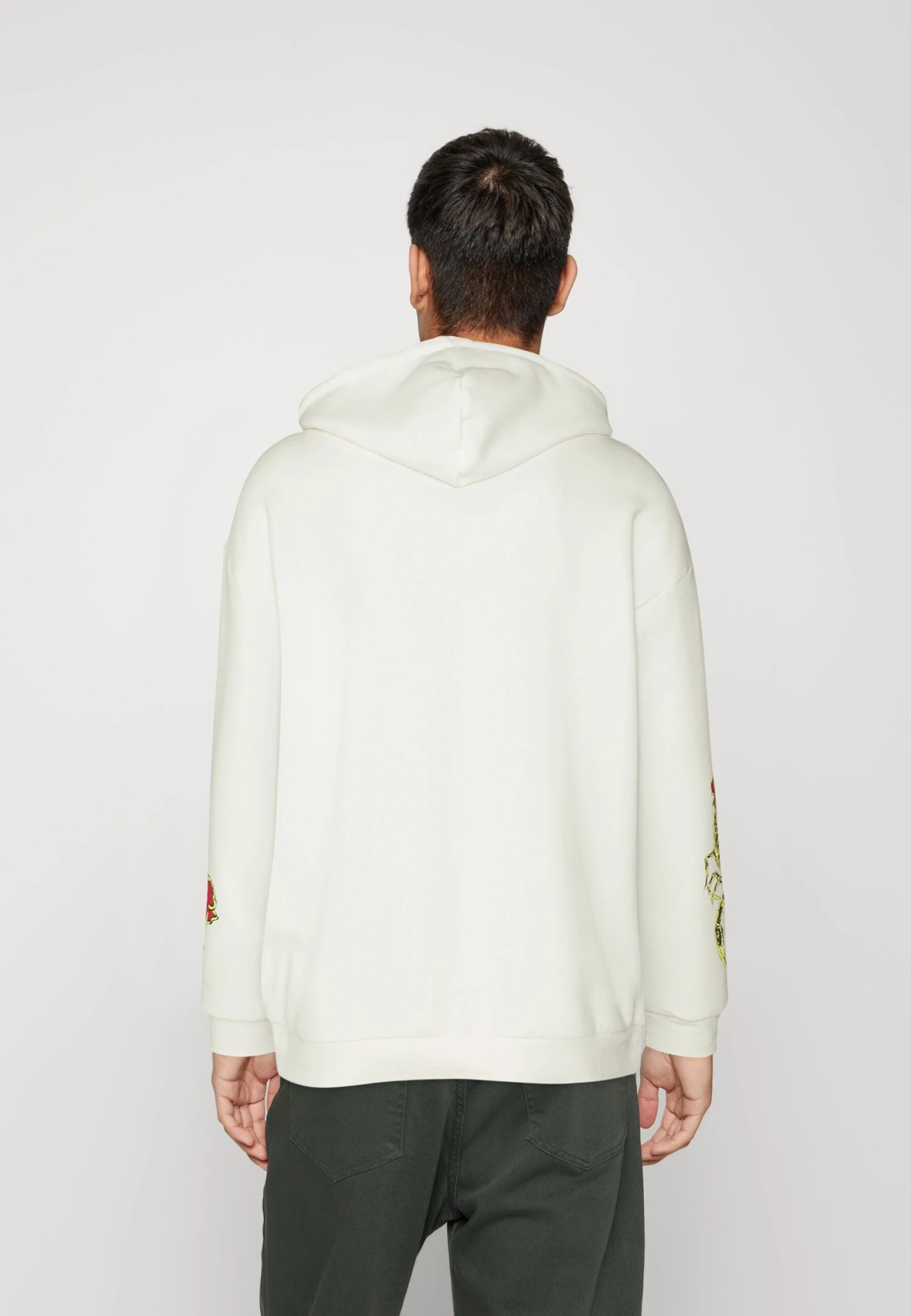 YOURTURN Unisex - Sweatshirt - White 5 YOURTURN Unisex - Sweatshirt - White - Image 3