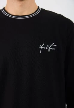 YOURTURN UNISEX - Long Sleeved Top - True Black 15 YOURTURN UNISEX - Long Sleeved Top - True Black -Yourturn Shop 4eba2cbc100149efb4d3dd014c1f6878