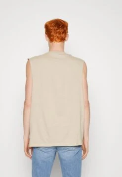 YOURTURN Unisex 2 Pack - Top - Beige/Dark Blue 11 YOURTURN Unisex 2 Pack - Top - Beige/Dark Blue -Yourturn Shop 4f0d8b5fdd7947bbb5fbcf527ac8c441