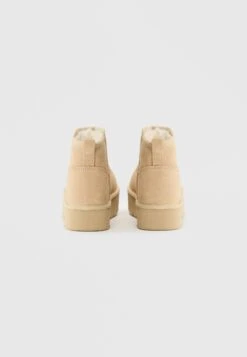 UNISEX - Winter Boots - Beige -Yourturn Shop 52990ef64d194400818c3ddf1e808b31