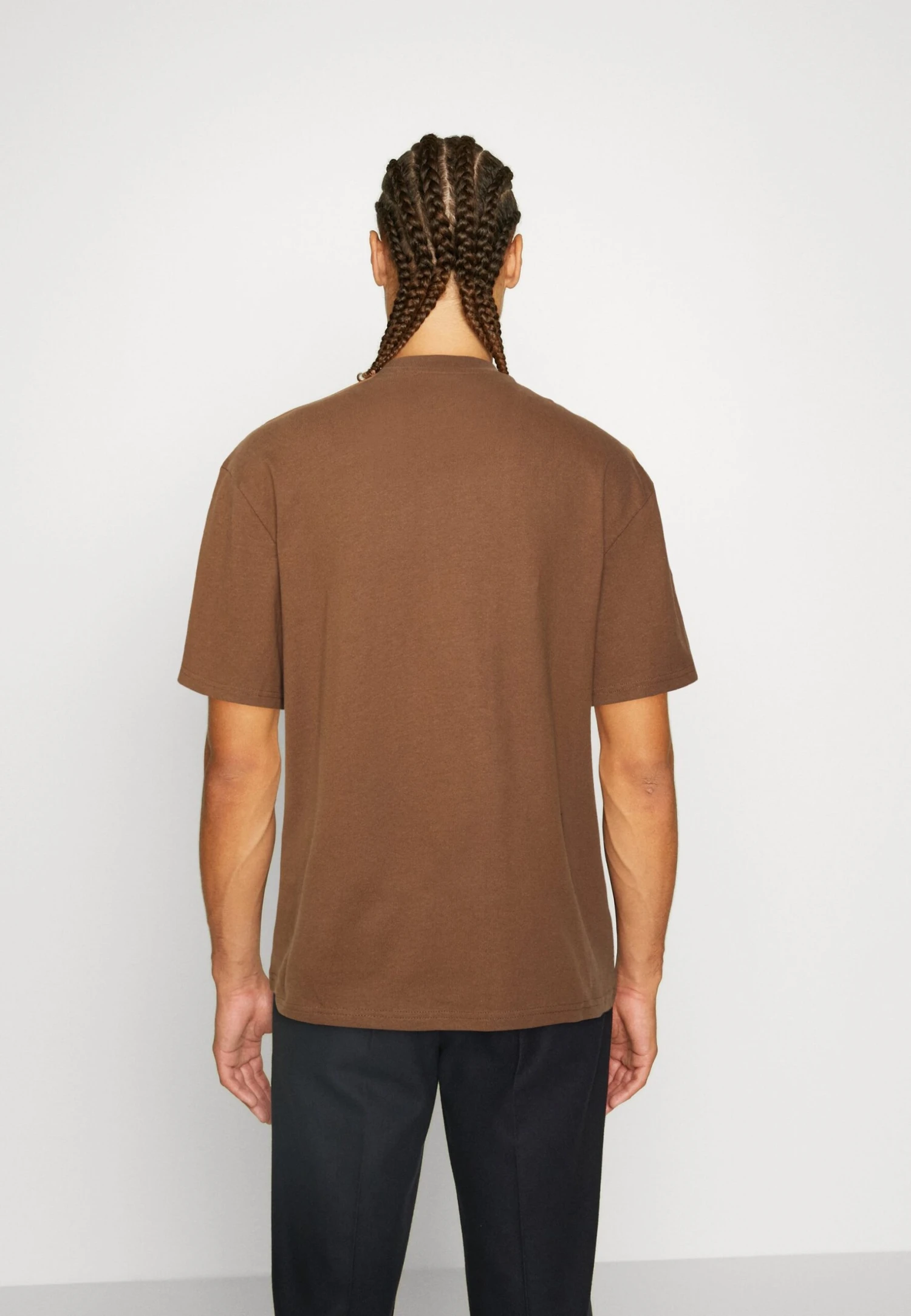 YOURTURN Unisex - Basic T-Shirt - Brown 5 YOURTURN Unisex - Basic T-Shirt - Brown - Image 3