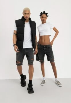 YOURTURN Unisex - Denim Shorts - Black 8 YOURTURN Unisex - Denim Shorts - Black -Yourturn Shop 5eb3185014a1433c9ba9d43c86068a9c