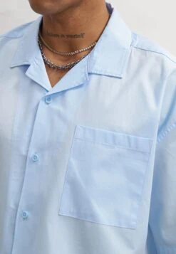 YOURTURN UNISEX - Shirt - Light Blue -Yourturn Shop 5feef081590547dbad95fcaa738336c8