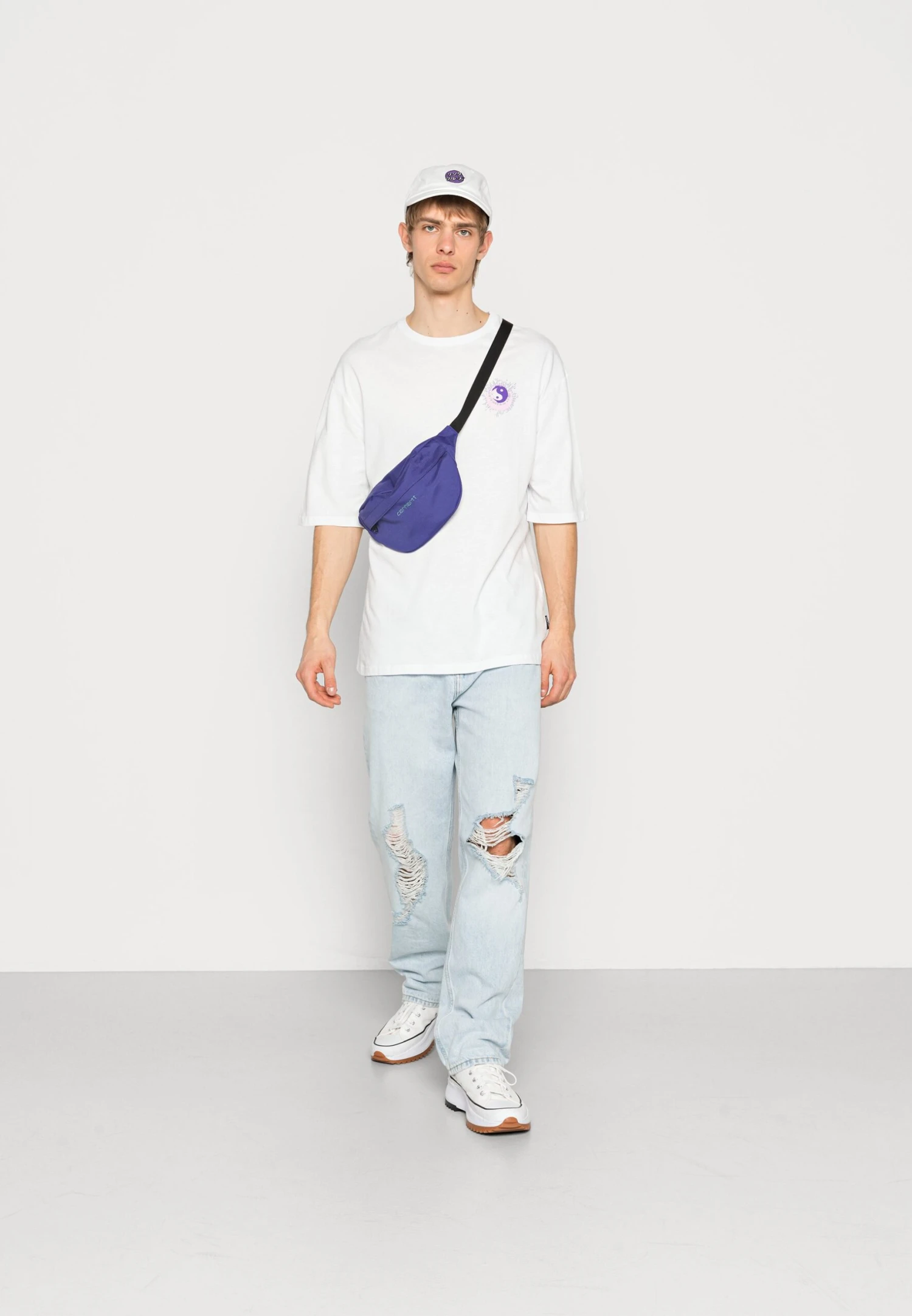 YOURTURN Good In Everything Graphic T-Shirt Unisex - Print T-Shirt - White 4 YOURTURN Good In Everything Graphic T-Shirt Unisex - Print T-Shirt - White - Image 2