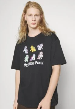 YOURTURN My Little Pony Unisex - Print T-Shirt - Black 11 YOURTURN My Little Pony Unisex - Print T-Shirt - Black -Yourturn Shop 698d2187f643445984bbc0dd61406d64