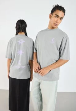 YOURTURN UNISEX - Print T-shirt - Monument 11 YOURTURN UNISEX - Print T-shirt - Monument -Yourturn Shop 718faa4426a5477fa3efe0bfee72104a