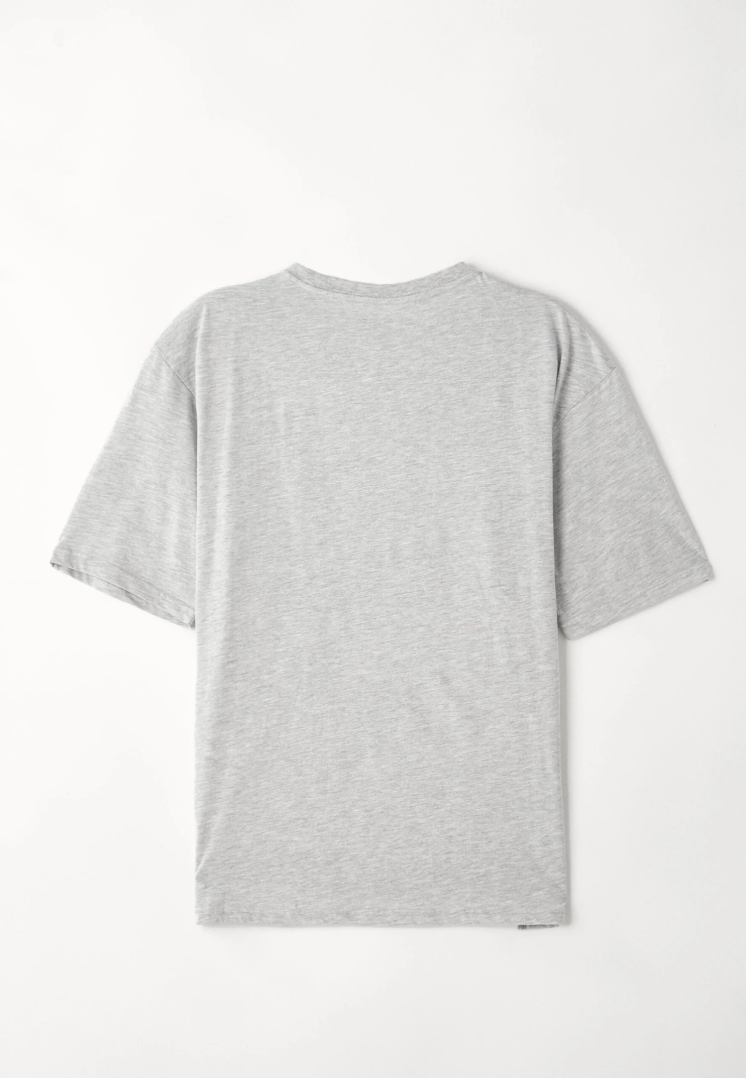 YOURTURN UNISEX 3 PACK - Basic T-shirt - 1x True Black / 1x Bright White 11-0601 Tcx / 1x H03c 4 YOURTURN UNISEX 3 PACK - Basic T-shirt - 1x True Black / 1x Bright White 11-0601 Tcx / 1x H03c - Image 2