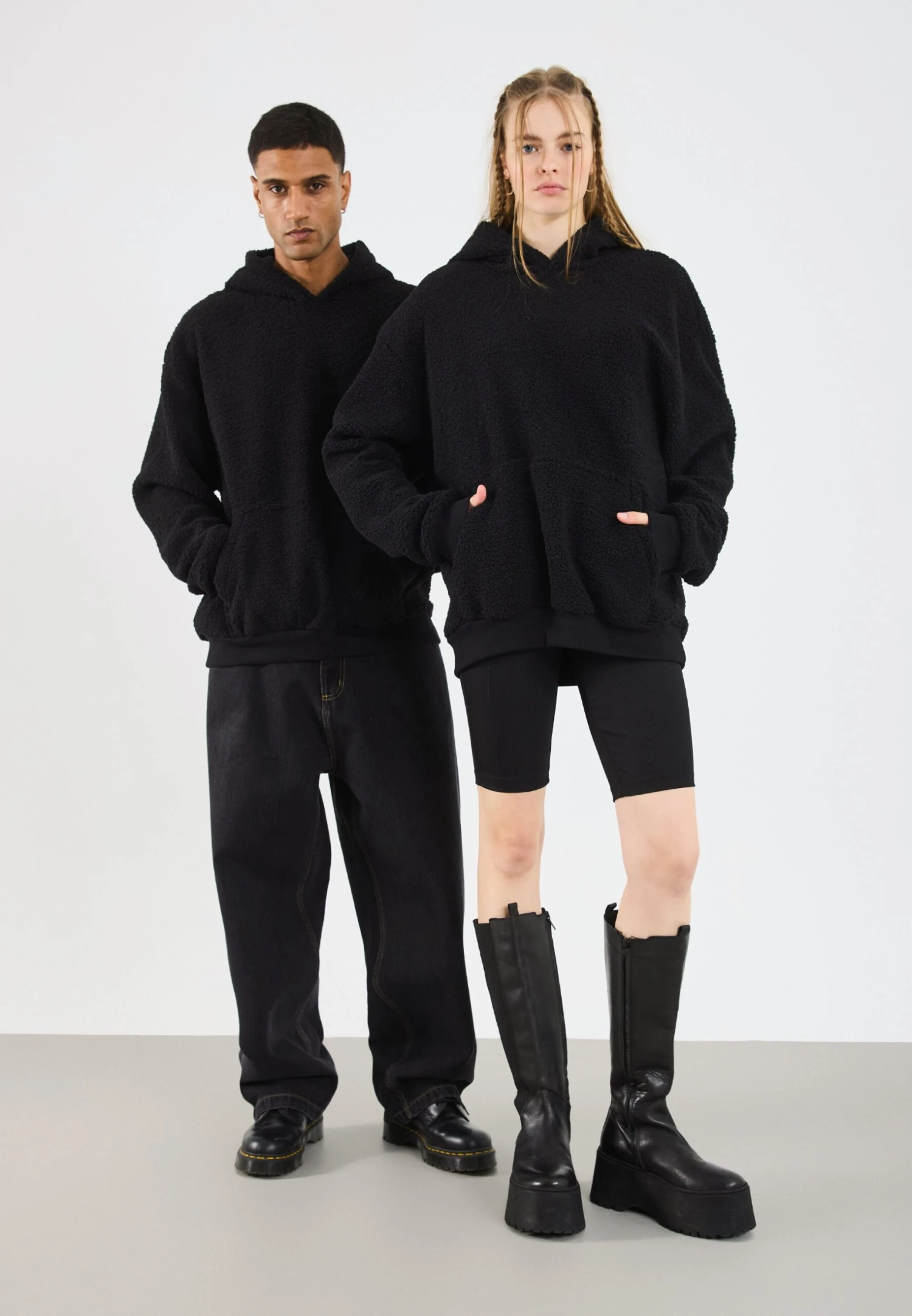 YOURTURN SHERPA BASIC UNISEX - Hoodie - Black 4 YOURTURN SHERPA BASIC UNISEX - Hoodie - Black - Image 2