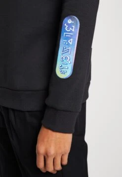 YOURTURN Rick And Morty Unisex - Hoodie - Black -Yourturn Shop 7988b167958347ce8d1cef9a3c0d7d77