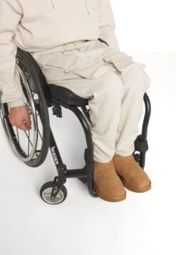 YOURTURN Tracksuit Bottoms - Beige -Yourturn Shop 7bb3fa43c00b411a9ee8e8e4d18de31e