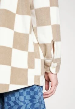 YOURTURN Unisex - Button-Down Blouse - Beige 13 YOURTURN Unisex - Button-Down Blouse - Beige -Yourturn Shop 7c6cfa60c29a47168ab5d6c26004cf67