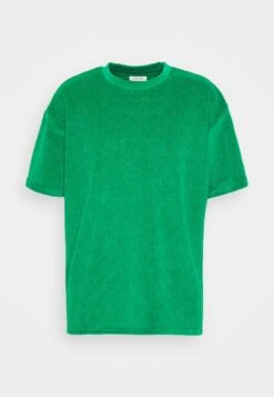 YOURTURN Unisex - Basic T-Shirt - Green -Yourturn Shop 7d69fc35aab64469be2566efe24120e7