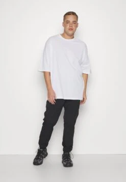 YOURTURN Unisex 3 Pack- Basic T-Shirt - White/Lilac/Black 20 YOURTURN Unisex 3 Pack- Basic T-Shirt - White/Lilac/Black -Yourturn Shop 7d9c4d03c4054ce098a931d778e37683