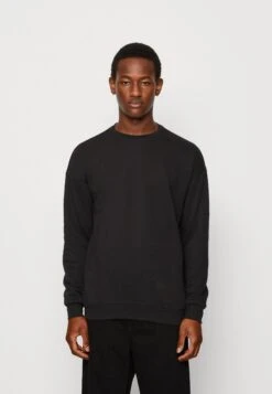 YOURTURN Unisex 2 Pack - Sweatshirt - Black/White -Yourturn Shop 8183bcb7d8834a4cb3292c32a4e0a1cb