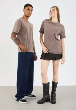 YOURTURN UNISEX - Print T-shirt - Washed Brown -Yourturn Shop 8203f55e635347788c6645ce506552d1