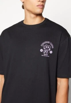 YOURTURN Heart Graphic Backprint Tee Unisex - Print T-Shirt - Black 13 YOURTURN Heart Graphic Backprint Tee Unisex - Print T-Shirt - Black -Yourturn Shop 833b454f283e463abd0e9075d4df2d0d