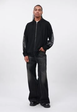 YOURTURN RHINESTONE ZIP THROUGH - Zip-up Sweatshirt - Black 11 YOURTURN RHINESTONE ZIP THROUGH - Zip-up Sweatshirt - Black -Yourturn Shop 869f093fb7b44b509b8cd00c925fc1eb